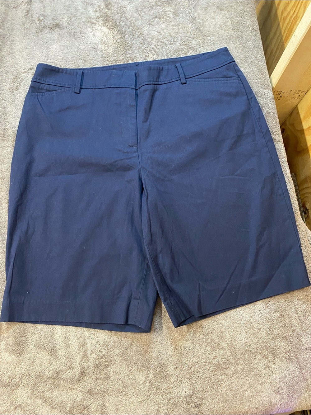 Talbots size 14 perfect shorts